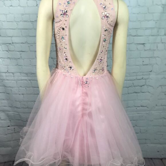 Beaded Lace Bodice Homecoming Dress w/ Layers of Tulle & satin see measurements - Picture 9 of 10